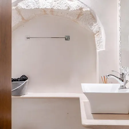 Grotta Autentica A 3 Minuti Dal Centro Storico *