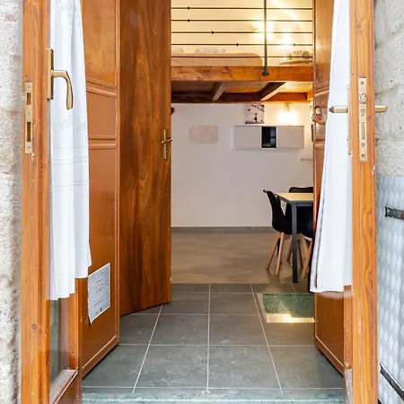Grotta Autentica A 3 Minuti Dal Centro Storico Apartment