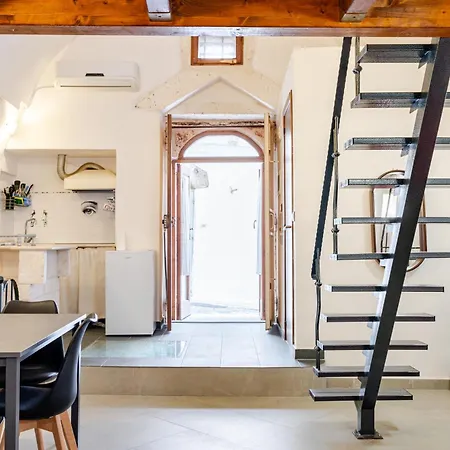 Grotta Autentica A 3 Minuti Dal Centro Storico Apartment Ostuni